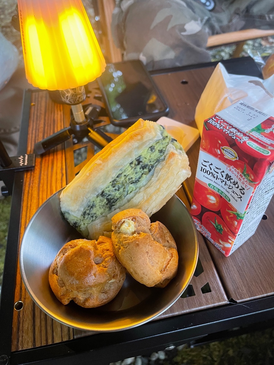 たかおさんも起きてきたので、パパっと朝ごはん😊