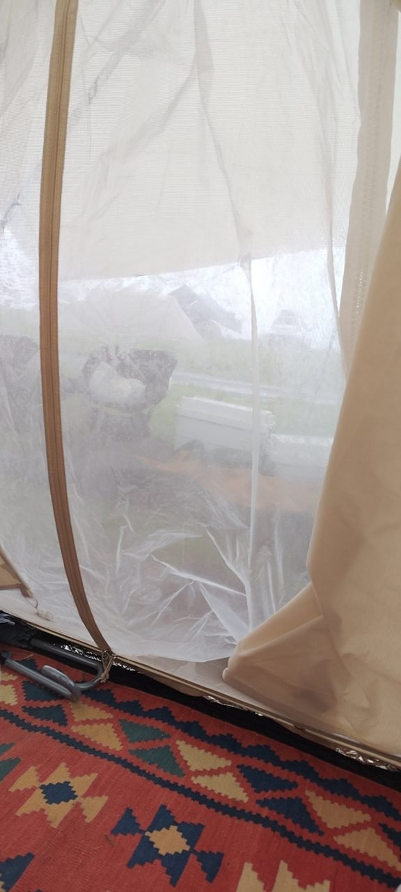 設営後の雨風